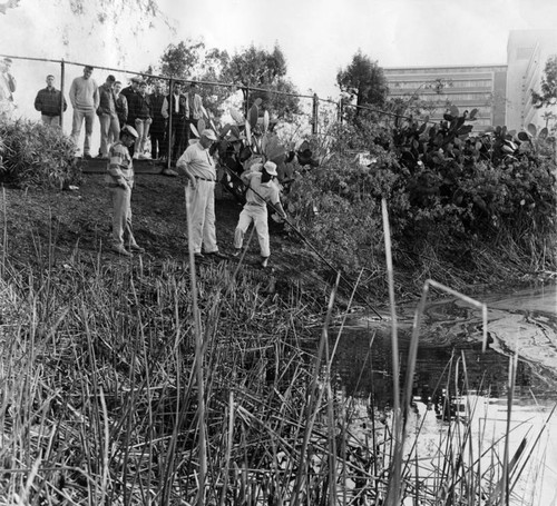 Dragging tar pits