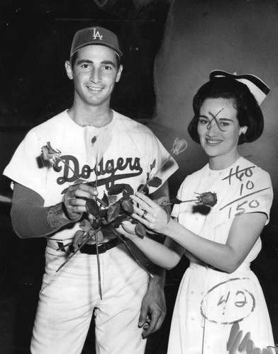 Koufax attends charity fund