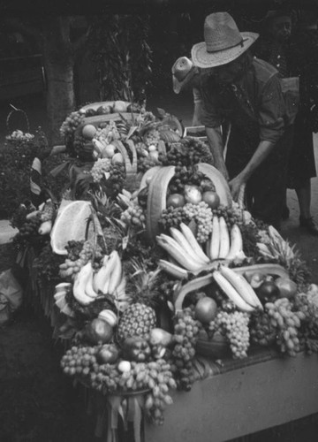 Fruit display at the Farmers Market Fall Festival