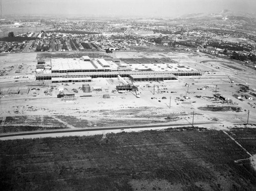 Ford Motor Co., Mercury Plant, looking northeast, Washington and Rosemead