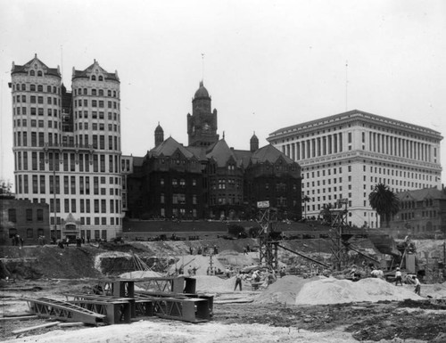 Los Angeles City Hall construction