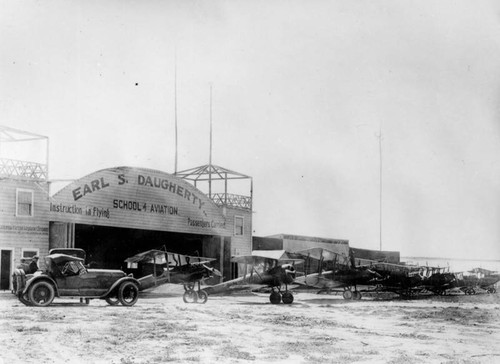 Earl Daugherty Airport