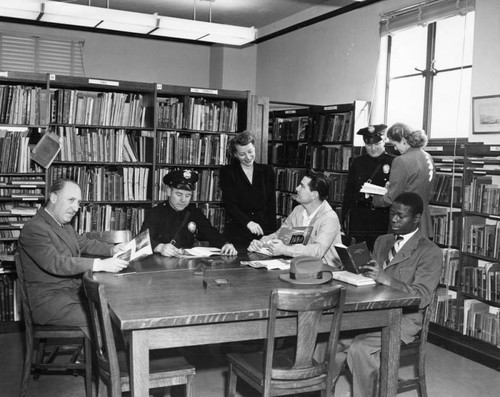 Patrons, Municipal Reference Library