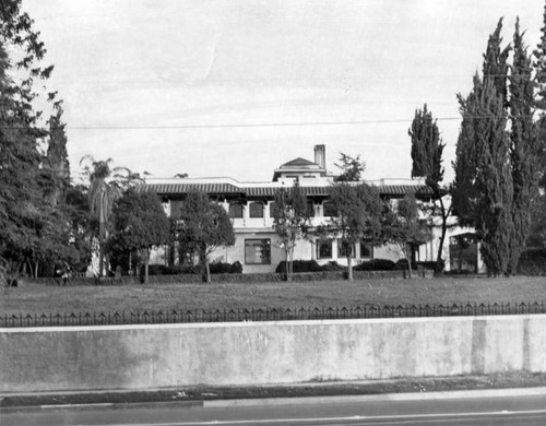 Old Pantages estate