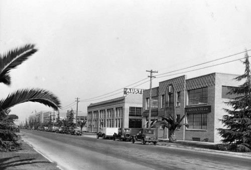 District Boulevard, Vernon