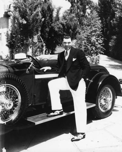 Dempsey and his car, view 1