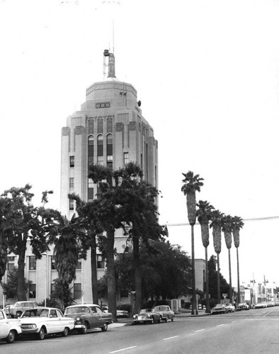 Exterior, Van Nuys City Hall