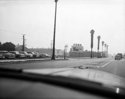 Washington Boulevard, Commerce