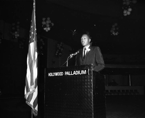 Tom Bradley speaks at Hollywood Palladium