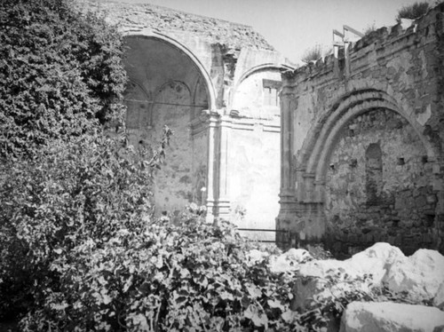 San Juan Capistrano, chancel, choir and apse