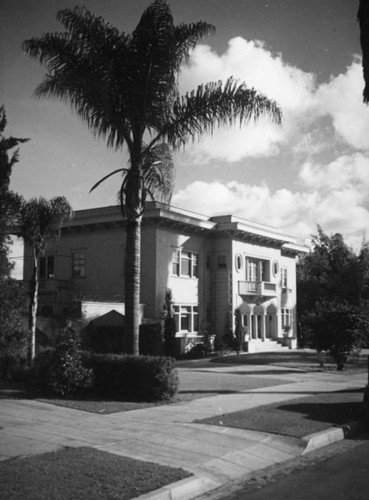 Harvard Boulevard residence, West Adams