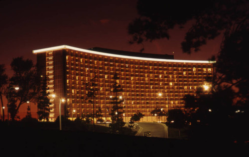 Century Plaza Hotel, Century City