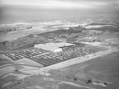 Hughes Aircraft, Coyote Hills plant, looking northwest