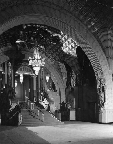 Stellar chandelier, Pantages Theatre