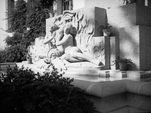 "Spirit of the Ocean" fountain