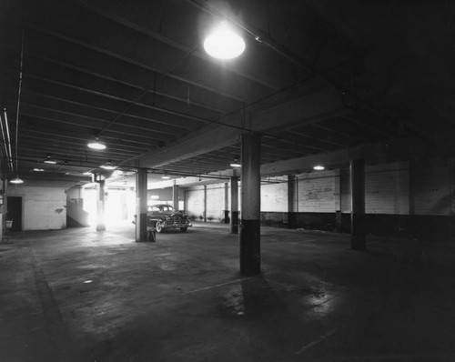 Parking garage on 7th, view 3