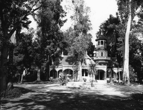 Lucky Baldwin's Queen Anne cottage