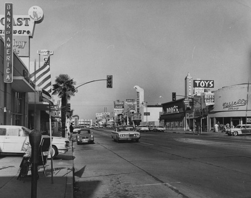 Ventura Boulevard, Studio City