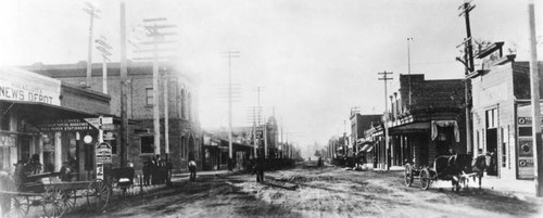 Main Street, Santa Paula