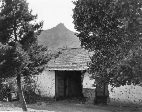 Adobe barn