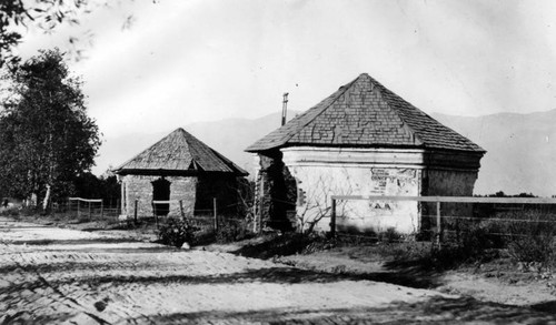 Adobe schoolhouse, Mission San Gabriel Arcangel