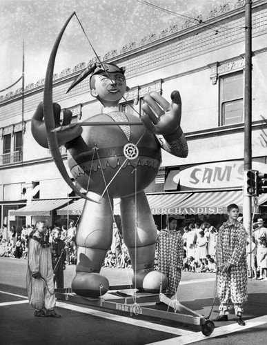 Giant Robin Hood in parade