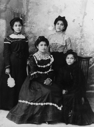 Mexican American women