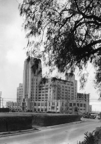 Sears store Boyle Heights construction, view 2