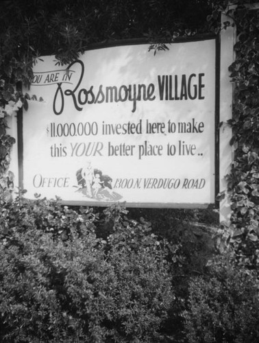 Rossmoyne Village sign, Glendale