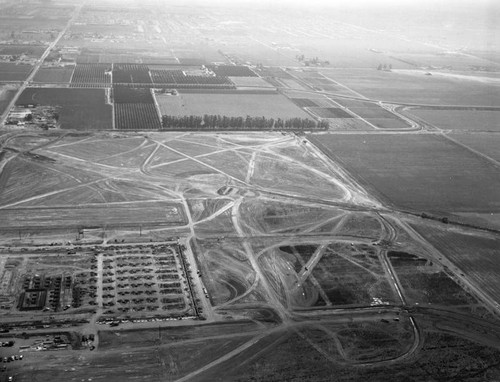 Kraft Foods plant construction, Artesia Blvd and Knott Ave., looking south