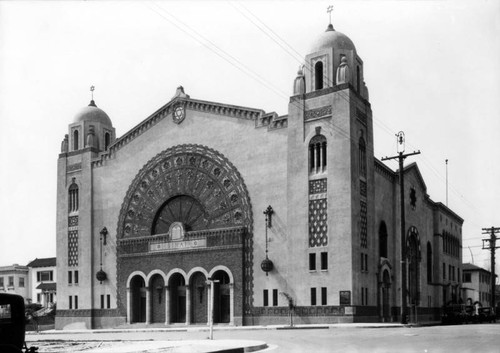 Sinai Temple, view 2