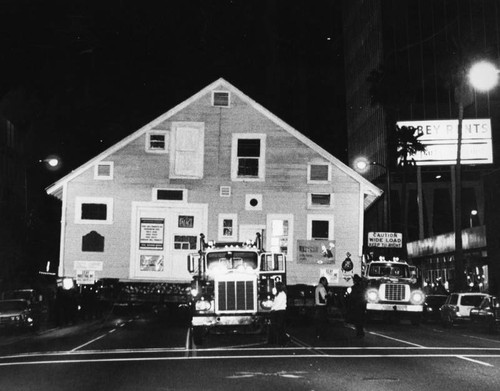 House being moved