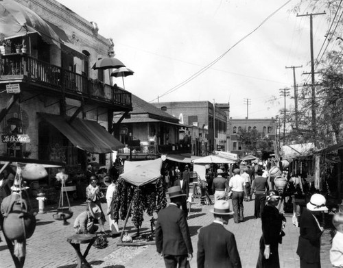 Strollers and shoppers on Olvera Street