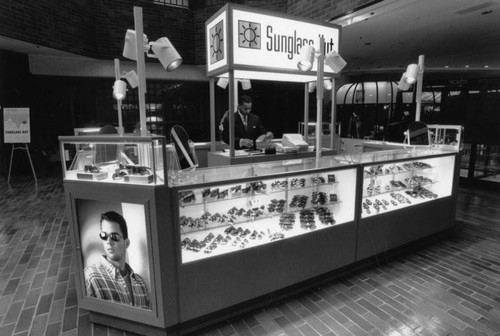 Sunglass Hut at Broadway Plaza