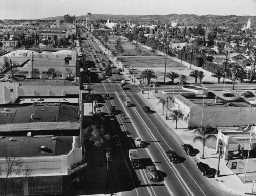 Wilshire Boulevard, Beverly Hills