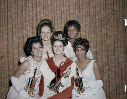 Beauty pageant winners smile for the camera