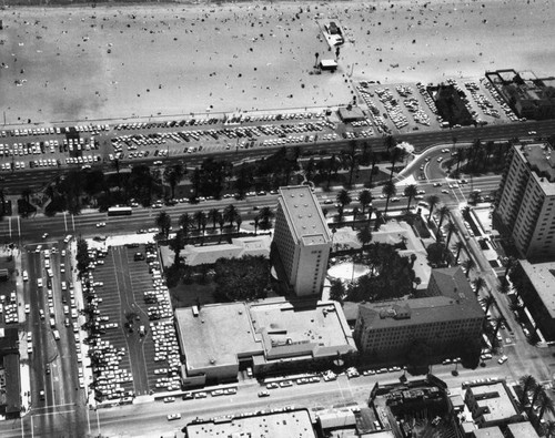 Hotels close to the beach, aerial