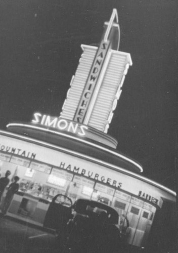 Nighttime at Simon's Drive-In Restaurant