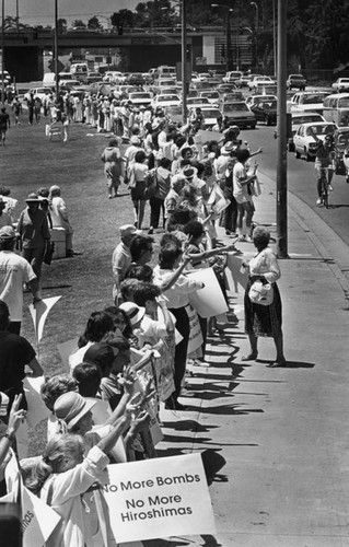 Hiroshima's 40th anniversary commemorated