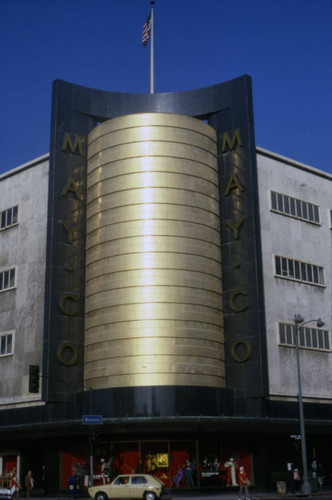 May Company store on Wilshire Boulevard