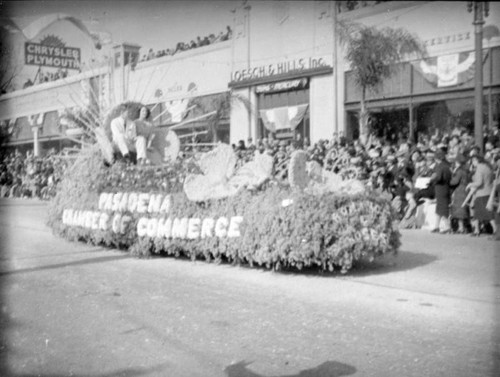 Pasadena Chamber of Commerce float at the 1939 Rose Parade