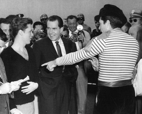 Nixon and '77 Sunset Strip actors