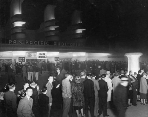 Crowd at Pan-Pacific Auditorium