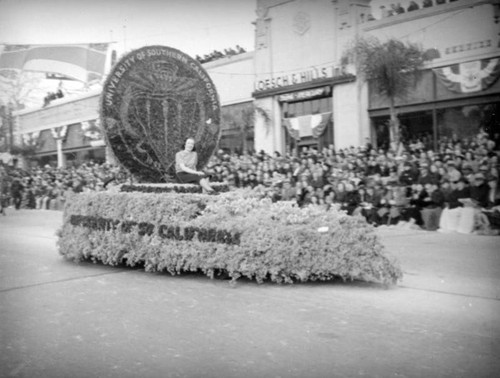 USC float at the 1939 Rose Parade