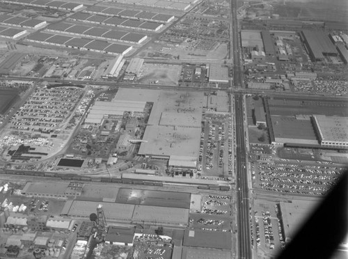 Ford Motor Co., Lincoln-Mercury Plant, looking north