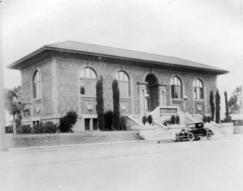 Exterior view, Cahuenga Branch Library