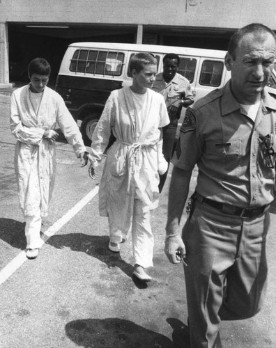 Manson girls learn of $100,000 bail