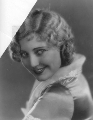 Publicity photo of Thelma Todd