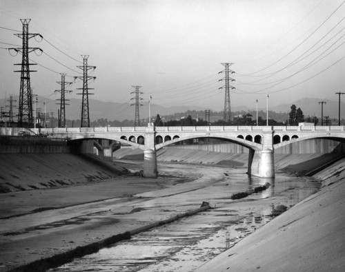 Los Angeles River north of Broadway