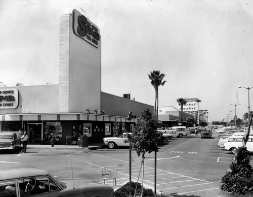 Norwalk Square, a view